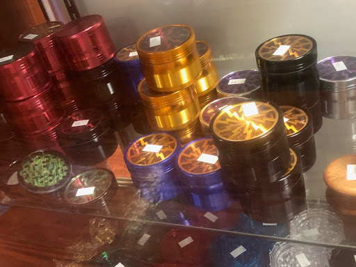 Tobacco Shop «Alpha Smoke», reviews and photos, 221 S Main St, Alpharetta, GA 30009, USA