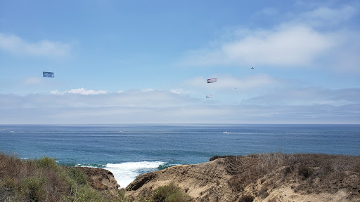 Shopping Mall «Crystal Cove Shopping Center», reviews and photos, 7845-8085 East Coast Hwy, Newport Beach, CA 92657, USA