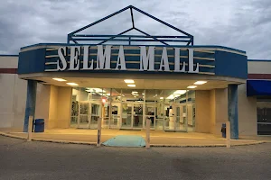 Selma Mall image