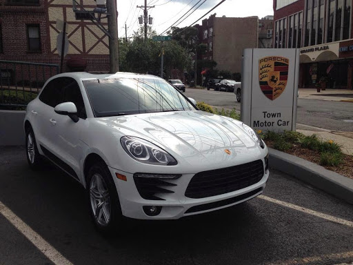 Porsche Dealer «Town Porsche», reviews and photos, 105 Grand Ave, Englewood, NJ 07631, USA