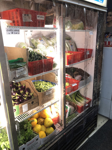 Indian Grocery Store «EZ Indian Grocery Store», reviews and photos, 12 Walnut St, Woburn, MA 01801, USA