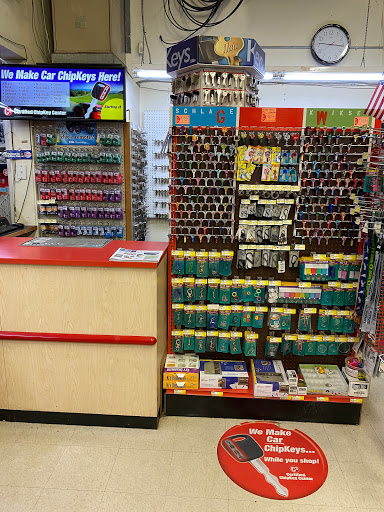 Hardware Store «Do it Best G W Hardware», reviews and photos, 1525 N Pacific Hwy, Woodburn, OR 97071, USA