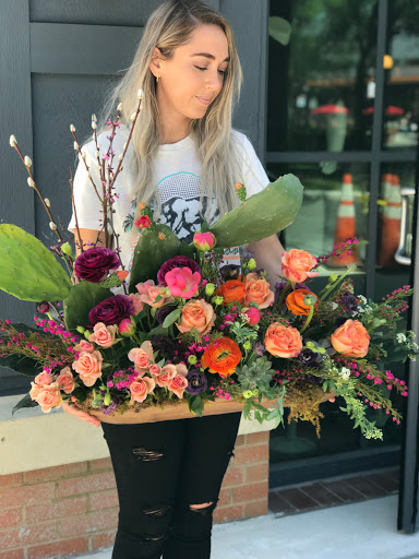 Florist «Florist Fire», reviews and photos, 716 S Village Cir, Tampa, FL 33606, USA