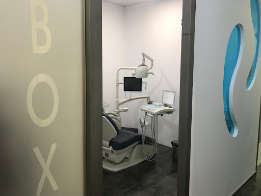 Clinica Dental Elysia.