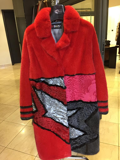 Fur coats stores Roma