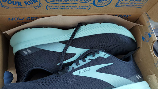 Sportswear Store «Aardvark Sports Shop», reviews and photos, 559 Main St #122, Bethlehem, PA 18018, USA