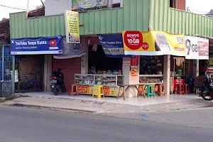 Pasar Desa Cikalong image