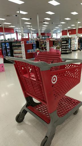 Department Store «Target», reviews and photos, 7601 Kingery Hwy, Willowbrook, IL 60527, USA