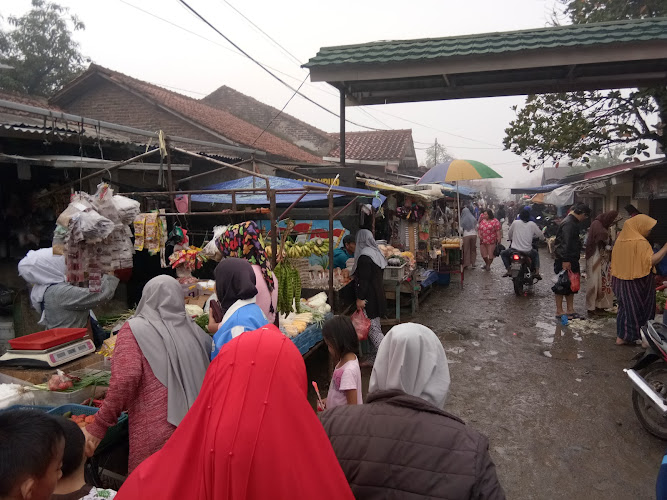 Pasar Tonggeng