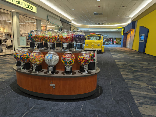 Shopping Mall «Kentucky Oaks Mall», reviews and photos, 5101 Hinkleville Rd #795A, Paducah, KY 42001, USA