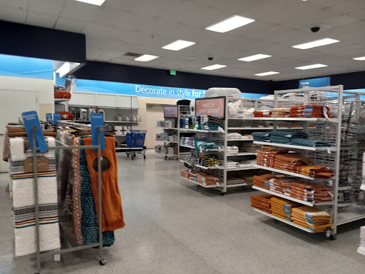 Clothing Store «Ross Dress for Less», reviews and photos, 940 N Western Ave, San Pedro, CA 90732, USA