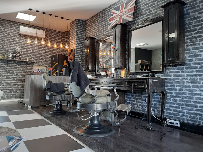 Men's Cave Barber Shop - Barbearia