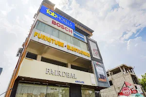 FabHotel Classic Stay Inn - Hotel in Manish Nagar image