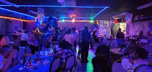 King Armadillo Night club & Bar