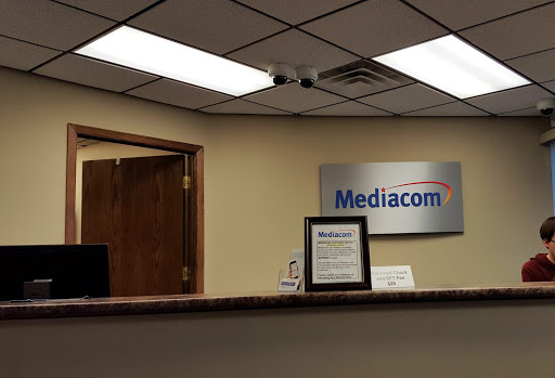 Cable Company «Mediacom Communications Corporation», reviews and photos, 2381 Wilshire Blvd, Mound, MN 55364, USA