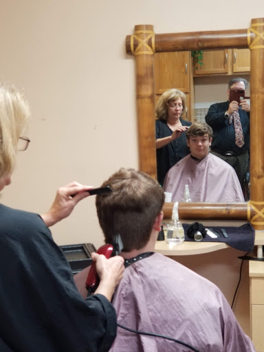 Beauty Salon «Mahela Beauty Salon of Saint Augustine», reviews and photos, 2 Dufferin St, St Augustine, FL 32084, USA