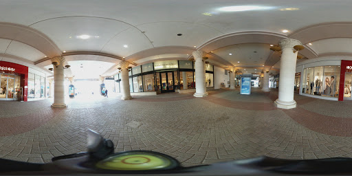 Shopping Mall «Westfield Old Orchard», reviews and photos, 4905 Old Orchard Shopping Center, Skokie, IL 60077, USA