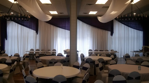 Wedding Venue The Lakeside Reception Hall Reviews And Photos 4005 N