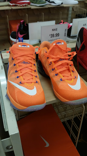 Department Store «Marshalls», reviews and photos, 3256 Silas Creek Pkwy, Winston-Salem, NC 27103, USA