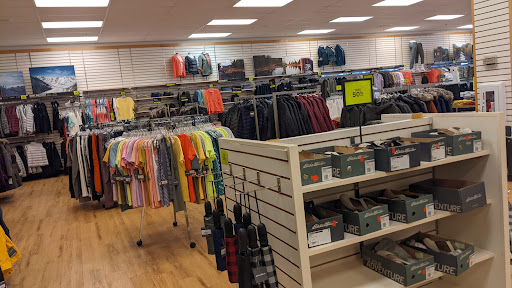 Clothing Store «Eddie Bauer Outlet», reviews and photos, 230 Outlet Village Blvd, Lebanon, TN 37090, USA