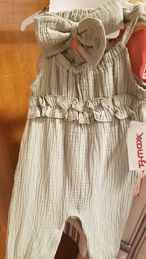 Shopping Mall «Brookside Plaza», reviews and photos, 10-38 Hazard Ave, Enfield, CT 06082, USA