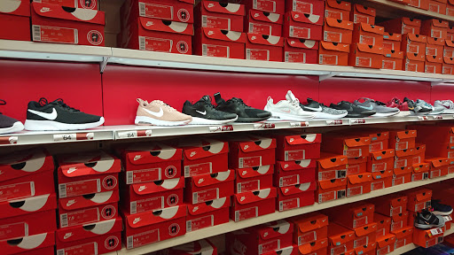 Shoe Store «Famous Footwear», reviews and photos, 1515 US-22 #42, Watchung, NJ 07069, USA