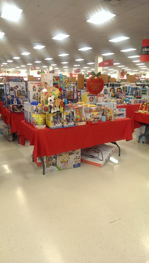 Department Store «T.J. Maxx & HomeGoods», reviews and photos, 105 Middlesex Ave, Somerville, MA 02145, USA