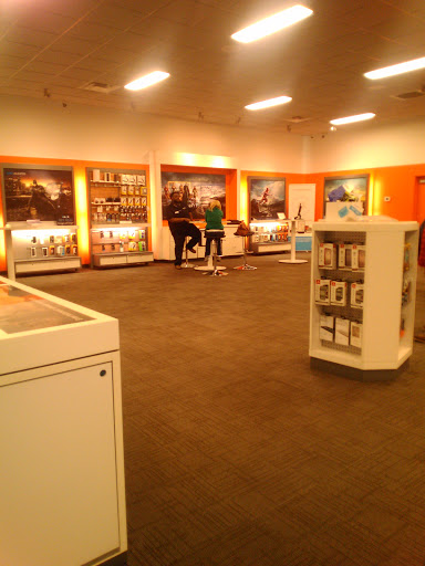 Cell Phone Store «AT&T Authorized Retailer», reviews and photos, 746 Campbell Ln #103, Bowling Green, KY 42104, USA