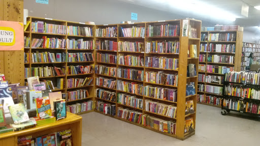 Book Store «Half Price Books Outlet», reviews and photos, 1785 Campbell Ln, Bowling Green, KY 42104, USA