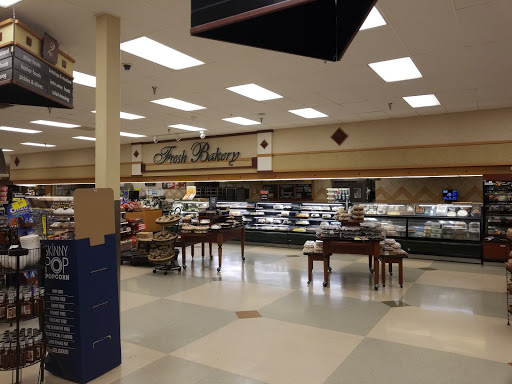 Grocery Store «Kroger», reviews and photos, 1474 Main St, Hamilton, OH 45013, USA