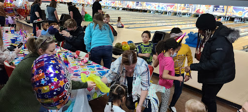 Bowling Alley «AMF Lancaster Lanes», reviews and photos, 4913 Transit Rd, Depew, NY 14043, USA