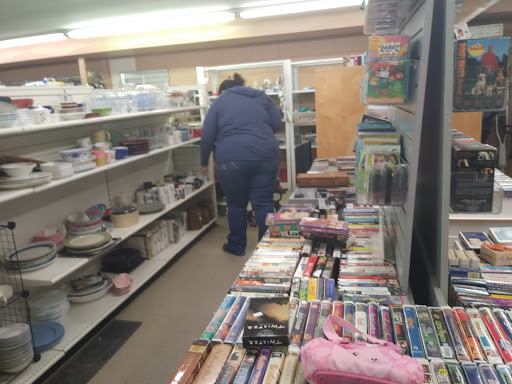 Thrift Store «Trinity Mission Thrift Shop», reviews and photos, 1224 Union St, Lafayette, IN 47904, USA