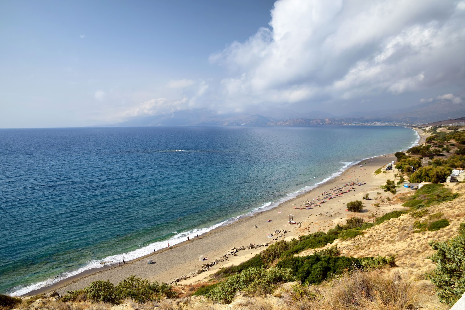 Photo of Kommos beach with long straight shore