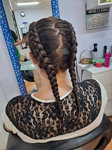 Peluquería Y Estética valencia en Arroyo de La Encomienda, Valladolid