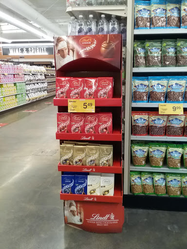 Grocery Store «Pak N Save», reviews and photos, 2255 Gellert Blvd, South San Francisco, CA 94080, USA