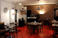 Atmosphère du Restaurant espagnol Pic Adore à Reims - n°12