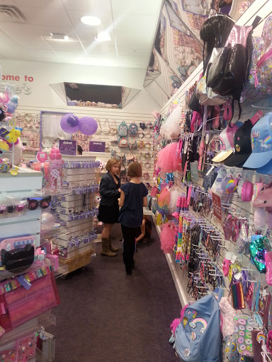 Shopping Mall «Lakeview Square Mall», reviews and photos, 5775 Beckley Rd, Battle Creek, MI 49015, USA