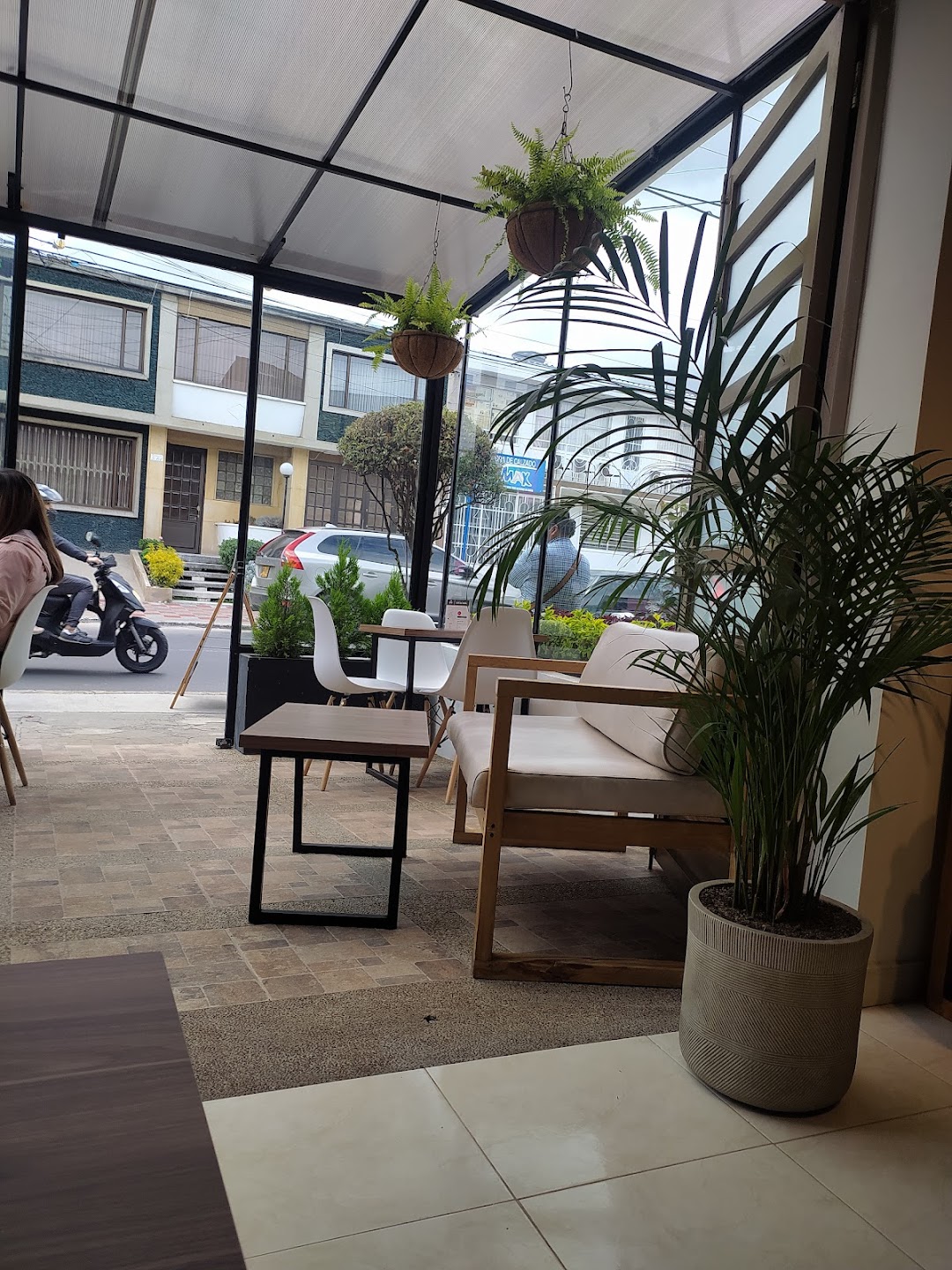 ALMA - Coffee & Bakery