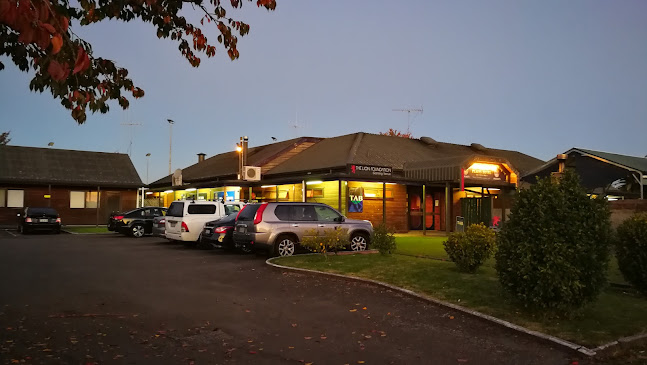 Reviews of Plains Hotel in Edgecumbe - Pub