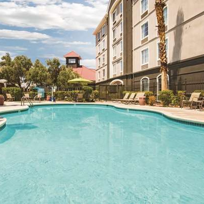 La Quinta Inn & Suites by Wyndham Las Vegas Summerlin Tech