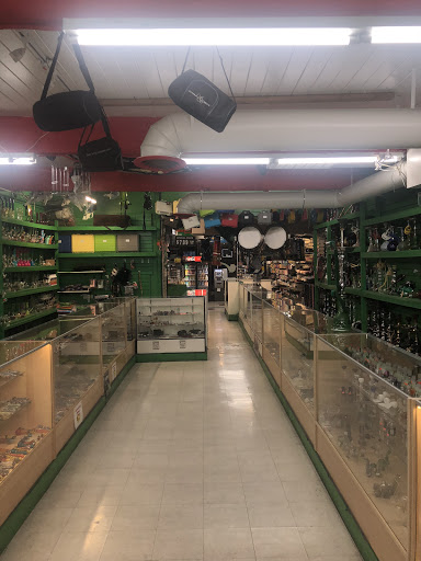 Tobacco Shop «Top Smoke Shop», reviews and photos, 1730 N Texas St, Fairfield, CA 94533, USA