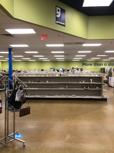 Thrift Store «Goodwill Store & Donation Center», reviews and photos