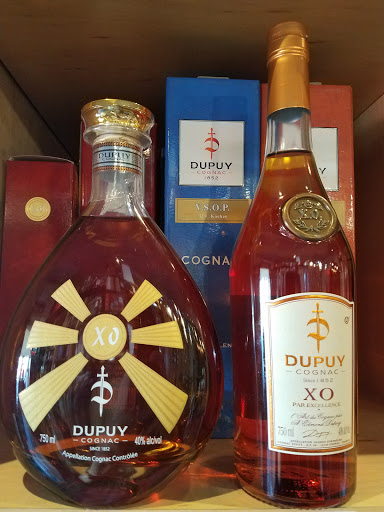 Wine Store «The Wine Cave - Kosher Wine & Spirits», reviews and photos, 888 Bedford Ave, Brooklyn, NY 11205, USA