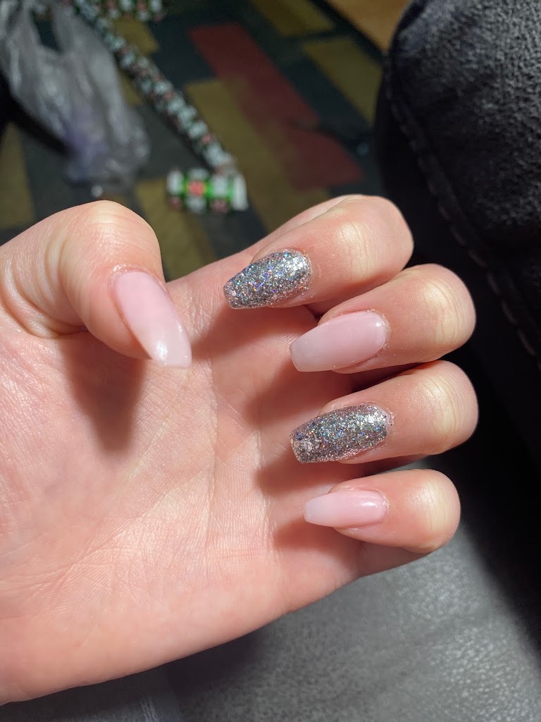 #1 Nails LLC. 39465