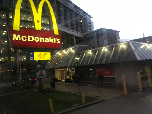 Mcdonalds 24 hours in Vancouver