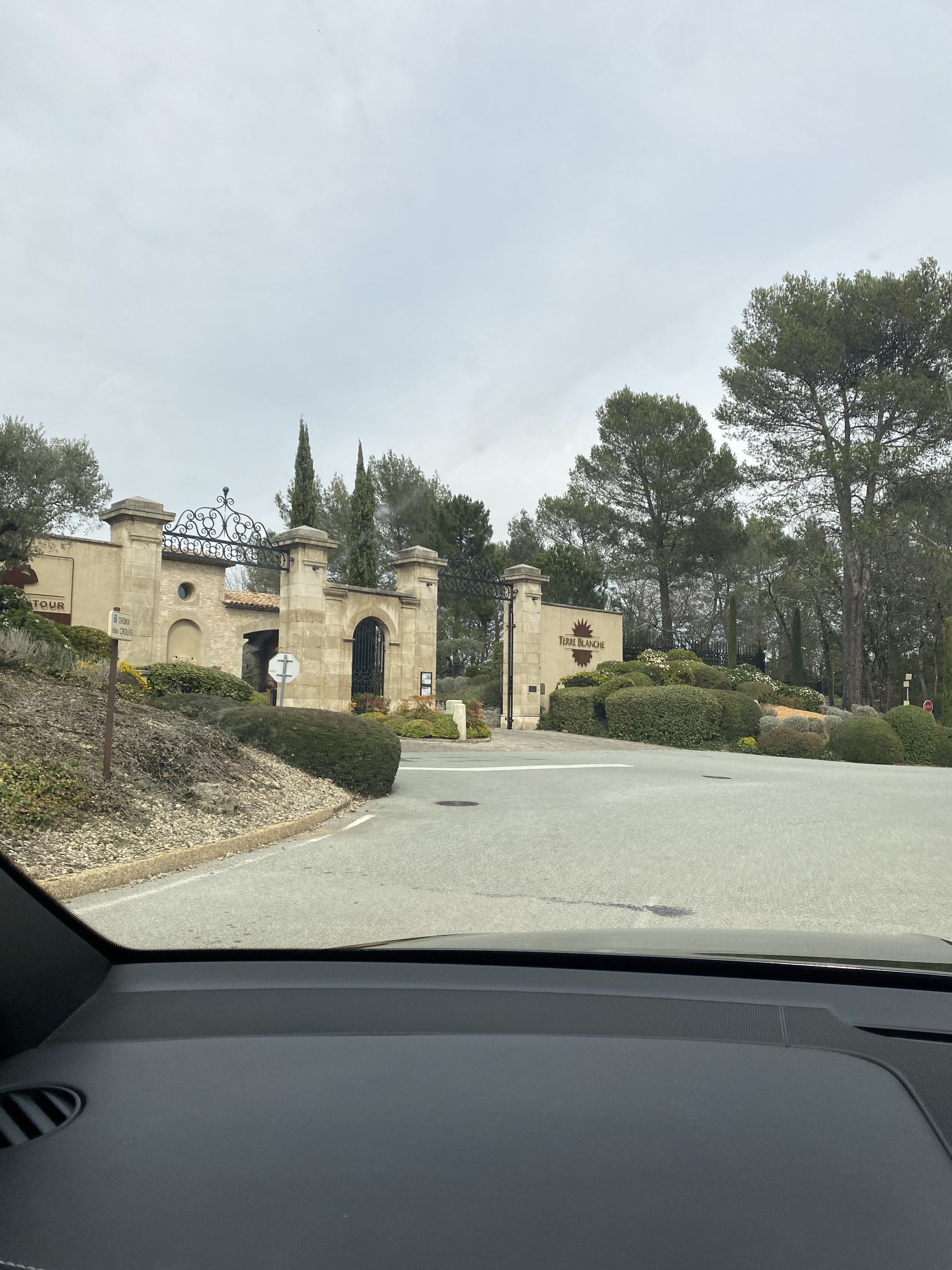 Photo n° 2 de l'avis de Hither.a fait le 24/03/2023 à 15:37