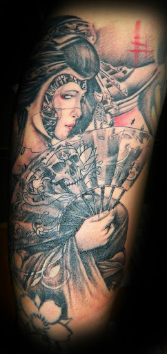 Explore shooting star tattoo ideas, creative tattoo ideas in Monroe, available at Lucky 7 tattoo studio