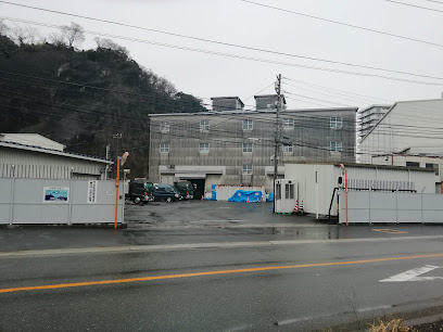 海上自衛隊横須賀造修補給所車両整備場 J 14倉庫