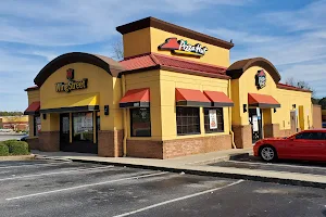 Pizza Hut image