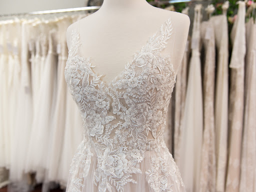 Bridal Shop «Tulip Bridal», reviews and photos, 1495 NW Gilman Blvd STE 12, Issaquah, WA 98027, USA